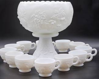 Vtg. Westmoreland Three Fruits Punch Bowl Set