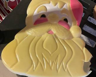 Vintage Blow Mold Santa Face, Cracked on the corner but other side is perfect