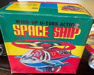 Vintage Made in Korea, Wind-Up Space Ship