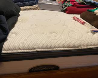 King Beautyrest Pillowtop Mattress, very good condition