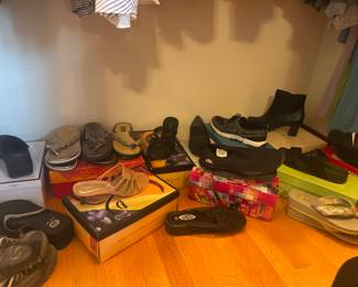 Women's Shoes, Size 8