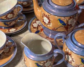 Lustreware set