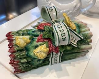 Fitz & Floyd “Herb Garden “ Porcelain Asparagus Lidded Box