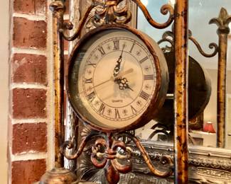 Metal Decorative Fleur-de-lis Clock