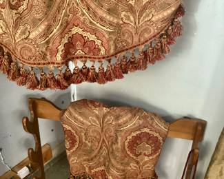 2  valances