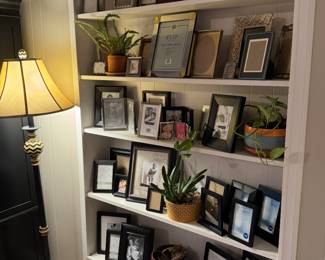 Lots of different size frames 