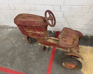 petal tractor