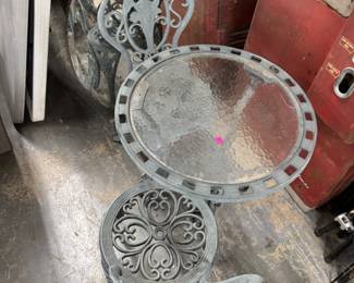 table with chairs