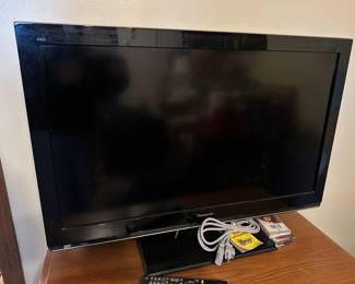 Panasonic 32" flatscreen TV