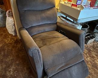 Recliner/lift chair.....
