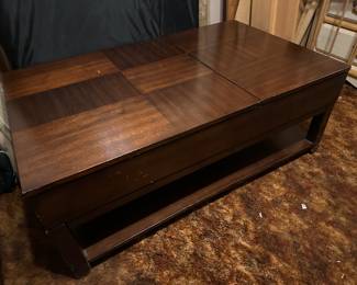 Wood coffee table with 2 sections that lift......!!