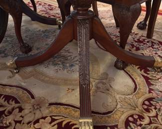 Detail of Dining Table with 3 Leaves