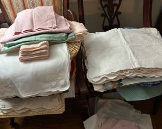 Very nice Variety of Table Linens