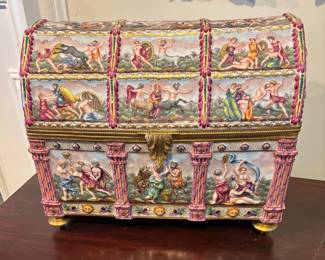 Capodimonte Porcelain Chest - Quite Unusual