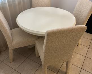 Round Wood Kithen table 4 chairs $250.00
Tbl: 42”diameter 30.5”t
Chr: 19” w 20”d 39”t