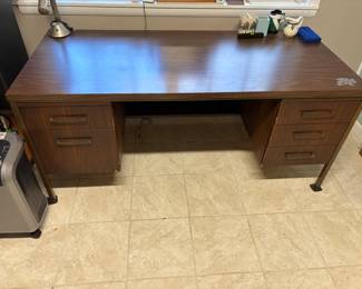 Large desk, 5 drawers & pull out $150.00
66”w 31”d 29”t