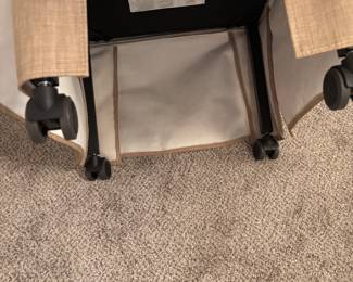 Glass top dinning table plaster base 6 chairs $450.00
Tbl: 60”L 42”w 29”t
(4) Chr w castors: 19”w 20”d 40”t (2)Chr: 19”w 20”d 39”t