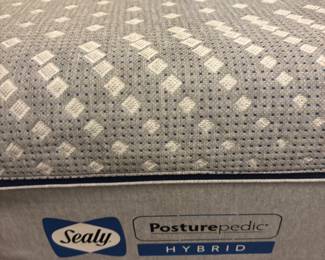 Queen size bed metal headboard Sealy Posture pedic mattress $350.00