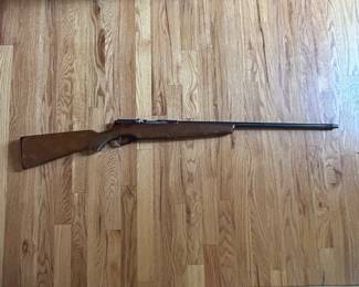 Mossberg Model 183D .410 Bolt-Action Shotgun – Classic American Small-Bore Firearm