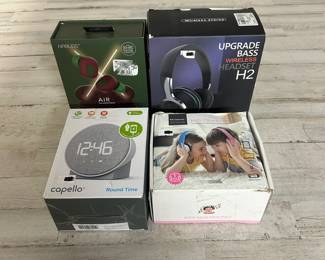 Electronics Lot – Wireless Headphones, Earbuds, Kids Headphones & Capello Clock