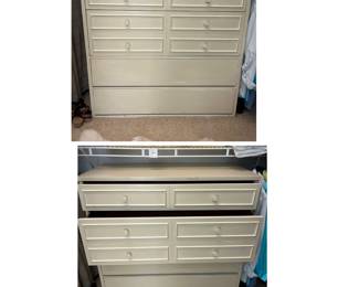 Classic chest of drawers