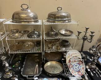 Assorted silver pieces