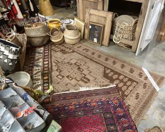 So many rugs to choose 