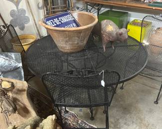 Outdoor table and chairs