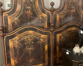 Metal head/foot board