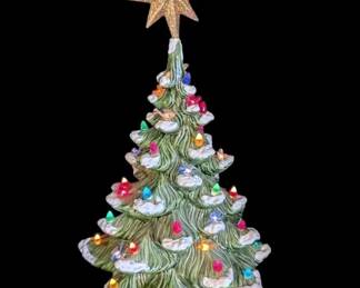 008 Vintage Atlantic Mold Ceramic Christmas Tree