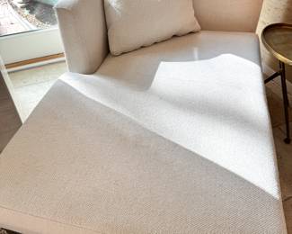 Room & Board Chaise Lounge in Textured Ivory Fabric – Modern Relaxing Seating