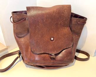 Vintage Brown Full-Grain Leather Backpack – Handcrafted Rustic Bag with Drawstring and Flap Closure