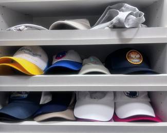 Vintage-Inspired Trucker Hat Collection – Chicago Cubs, Beach Club, Retro Logo Caps & Visors