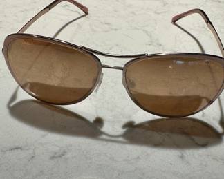 Chanel Brown Gradient Aviator Sunglasses – Luxury Designer Eyewear with Gold Metal Frame
