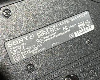 Sony Cyber-shot DSC-RX10 IV (DSC-RX10M4) Zeiss Vario-Sonnar 24-600 mm f/2.4-4 Camera – 4K Video, Superzoom, Excellent Condition