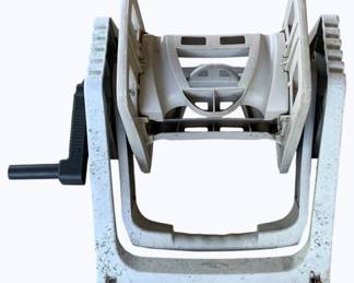 21 - Garden Hose Reel - 20 x 16 x 17