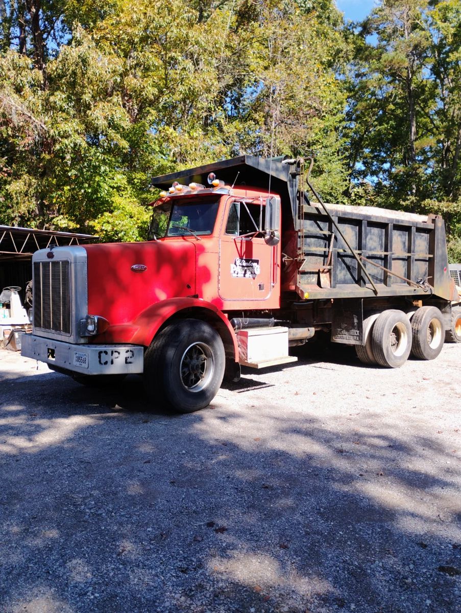 1991 Peterbilt 357 Dump Truck