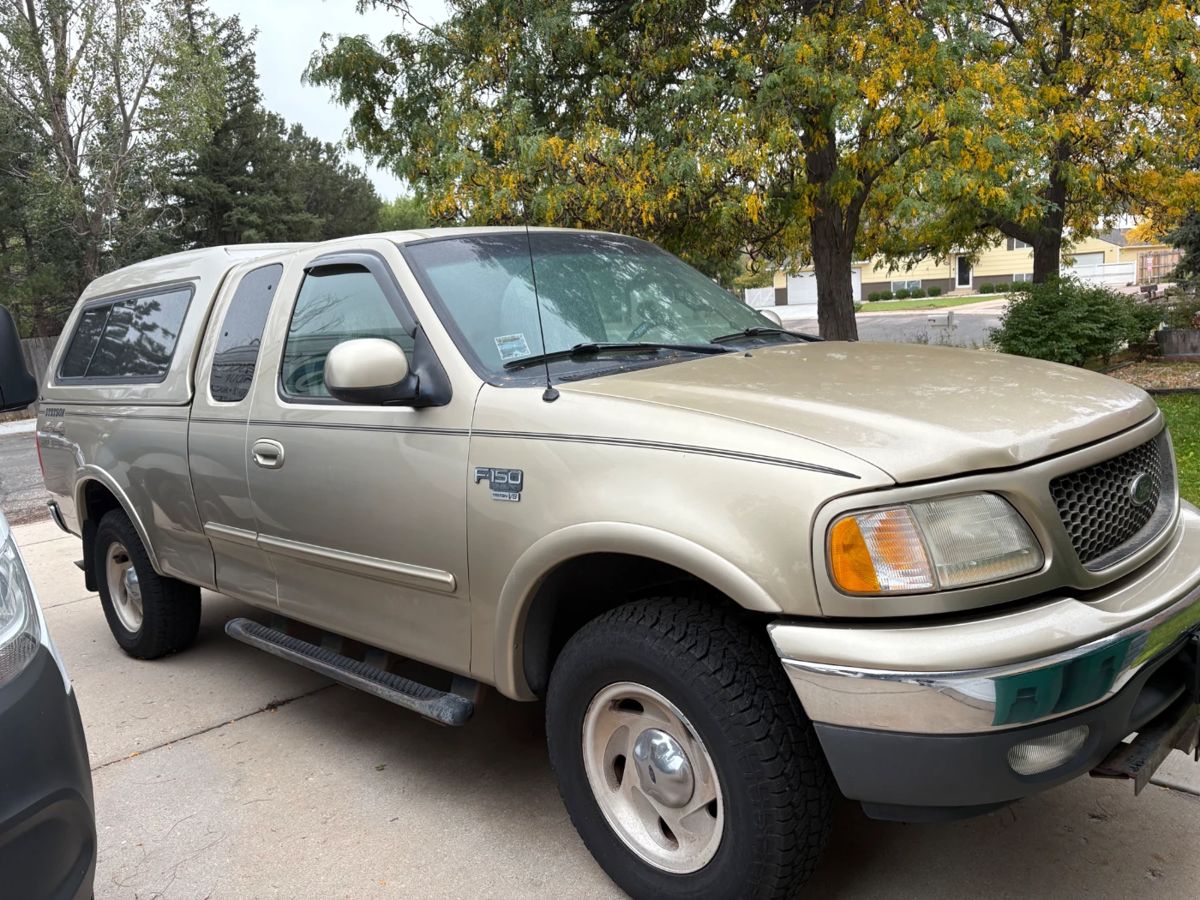 2000 Ford Truck