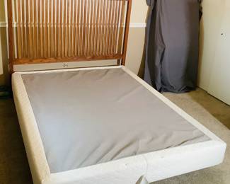 Queen Platform Bed 