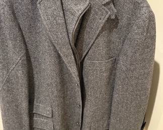 Mens coats to include Northface, Patagonia Cardinal of Canada