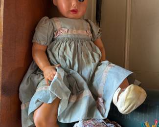 Spooky doll