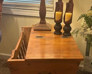 Ethan Allen Flip Top Dough Box End Tabl with Magazine Rack- Early American Heirloom Nutmeg; Wooden Table Lamp; Candleholders