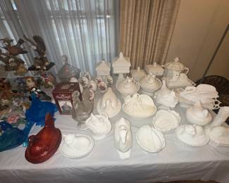 Westmoreland Milk Glass "Animals" on Nest