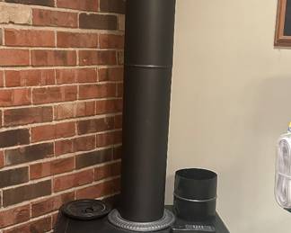 Electric Wood Stove Replica with Decorative Flue