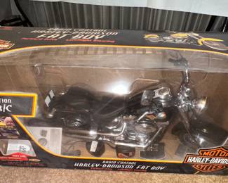 New Bright Harley Davidson Cycles Fat Boy Full Function 9.6V R/C with Box