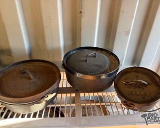 8610  Cast Iron Dutch Ovens 