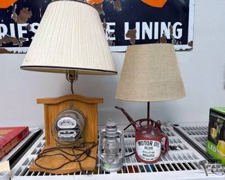 2352  2 Lights and 1 Lantern 