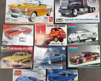 2010  10 Auto Model Kits 