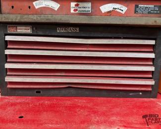2032  Craftsman Tool Box 