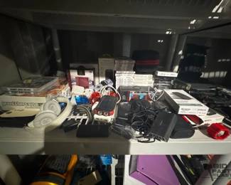 2866  Assorted Electronics 